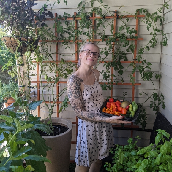 Meet the Posher, Bri! 🍂🌱💐 - Picture 3 of 3